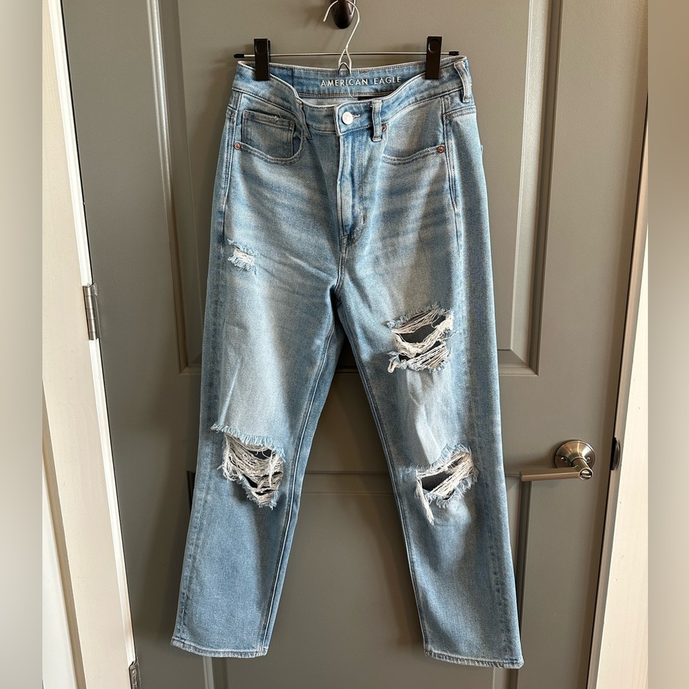 American Eagle Outfitters Women’s Mom Straight Stretch Jeans, Size 6